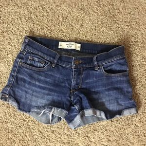 Low-Rise Dark washed Jean Shorts